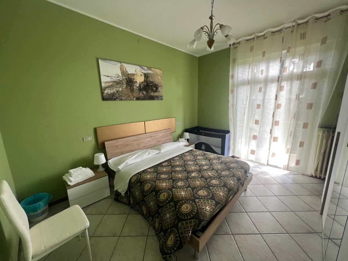 Orio Relax 24H Airport 1 - 3 Minute From Arrival By Bus Lejlighed Bergamo Eksteriør billede